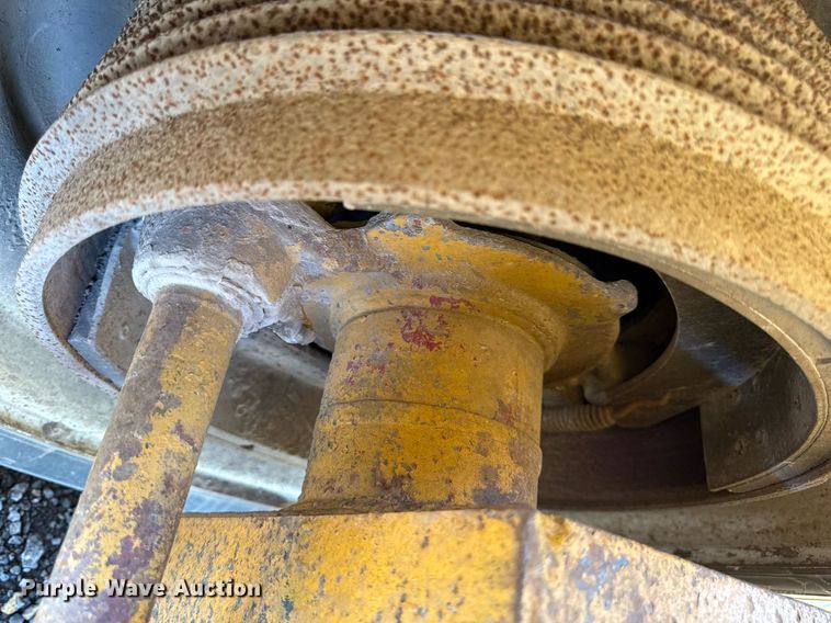 image for item ED4396 Cedarapids 5530 roll crushing plant