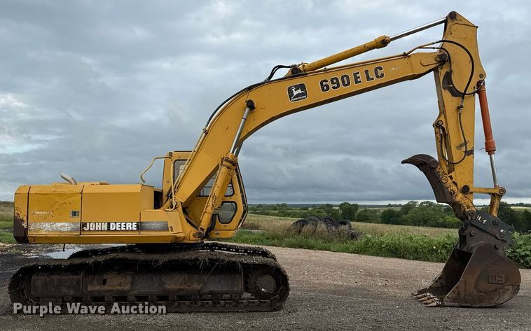 EXCAVADORA 1996 JOHN DEERE 690ELC