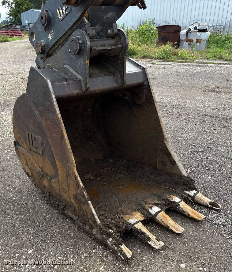 image for item ED4405 1996 John Deere 690ELC excavator