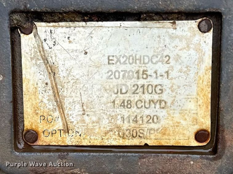 image for item ED4405 1996 John Deere 690ELC excavator