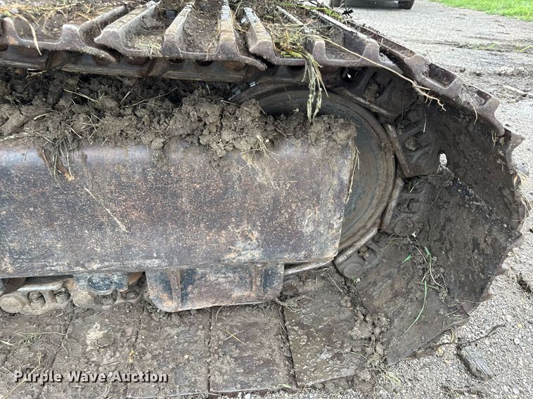 image for item ED4405 1996 John Deere 690ELC excavator