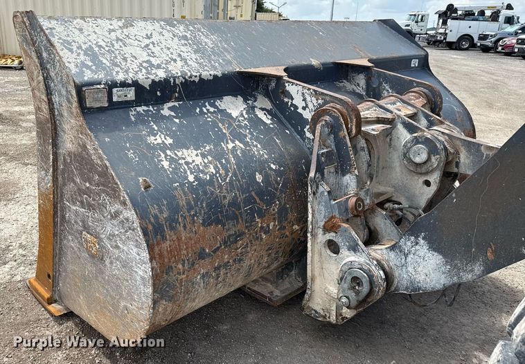 image for item ED5770 2016 John Deere 724K wheel loader