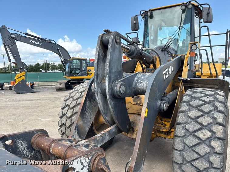 image for item ED5770 2016 John Deere 724K wheel loader