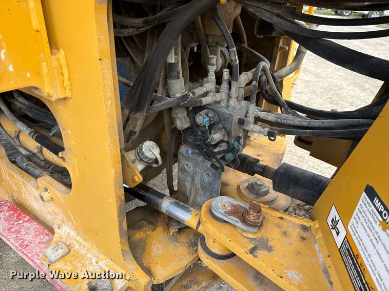 image for item ED5770 2016 John Deere 724K wheel loader