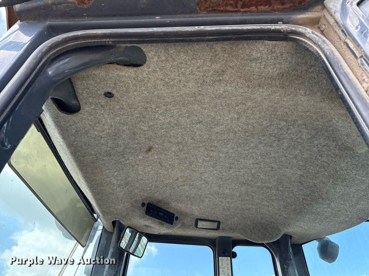 image for item ED5770 2016 John Deere 724K wheel loader