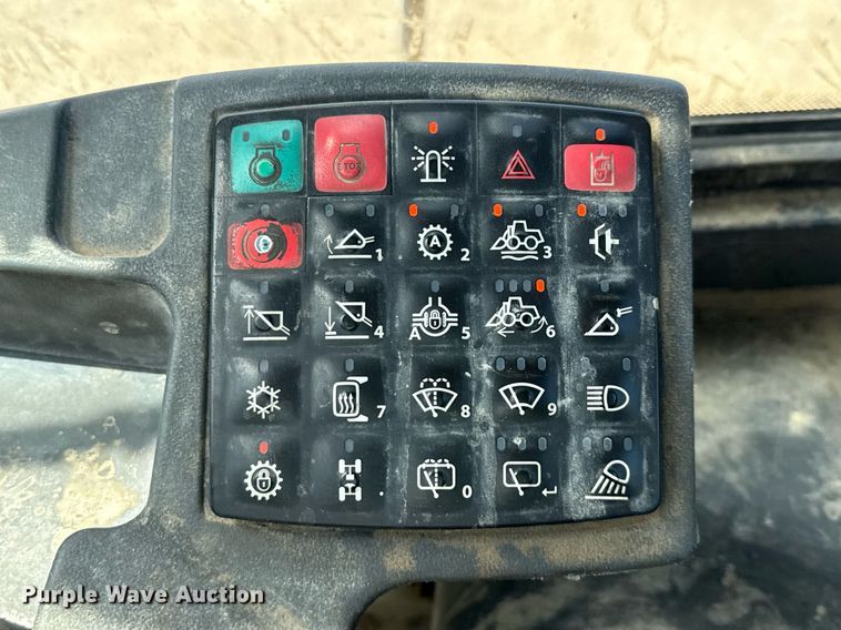 image for item ED5770 2016 John Deere 724K wheel loader