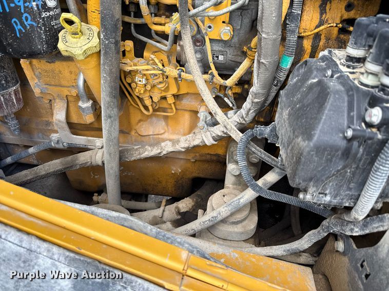 image for item ED5770 2016 John Deere 724K wheel loader
