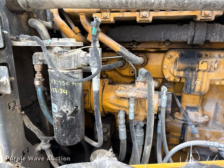 image for item ED5770 2016 John Deere 724K wheel loader