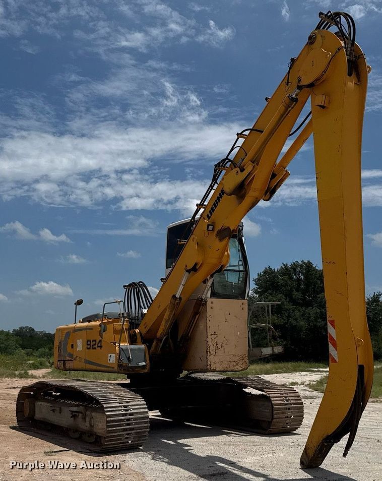 image for item ED5800 Liebherr 924 material handler