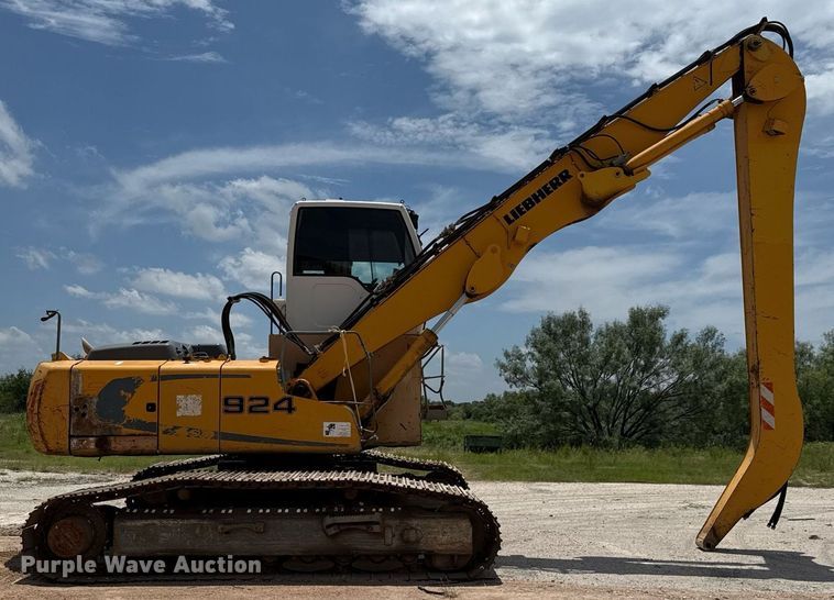 image for item ED5800 Liebherr 924 material handler