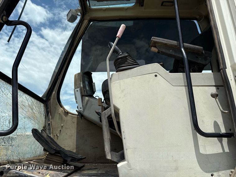 image for item ED5800 Liebherr 924 material handler