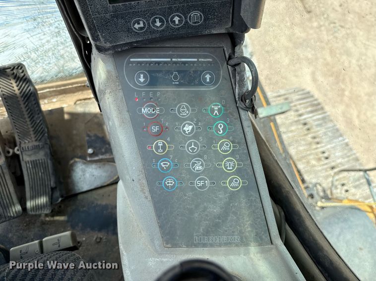 image for item ED5800 Liebherr 924 material handler