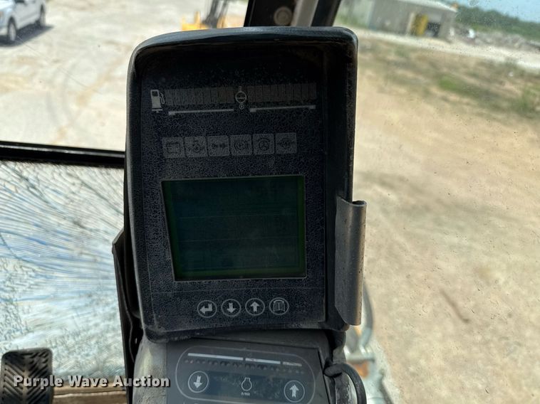 image for item ED5800 Liebherr 924 material handler