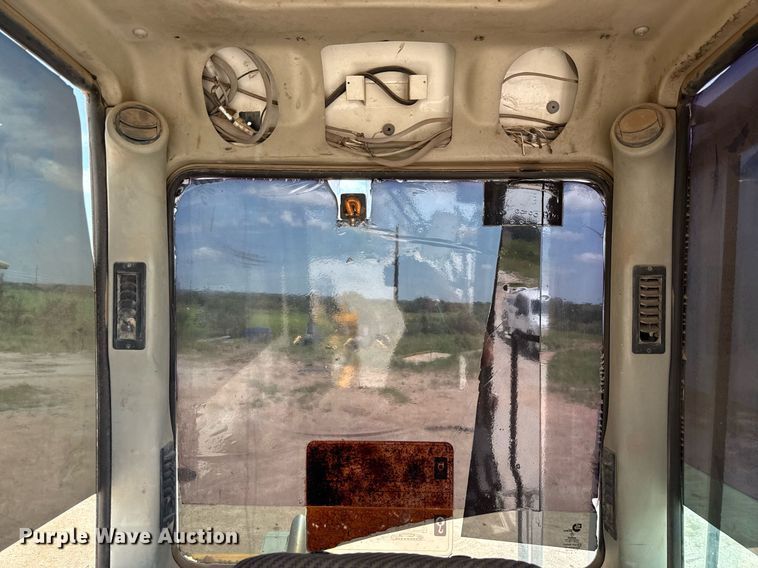 image for item ED5800 Liebherr 924 material handler