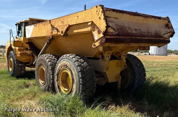 image for item ED5801 2004 Volvo A25D articulated haul truck