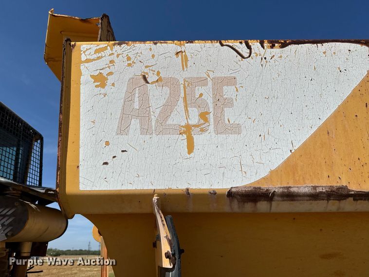 image for item ED5801 2004 Volvo A25D articulated haul truck