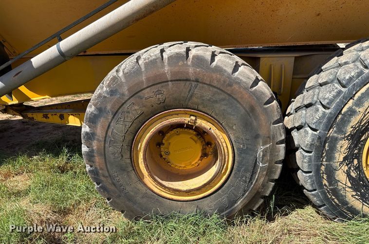 image for item ED5801 2004 Volvo A25D articulated haul truck