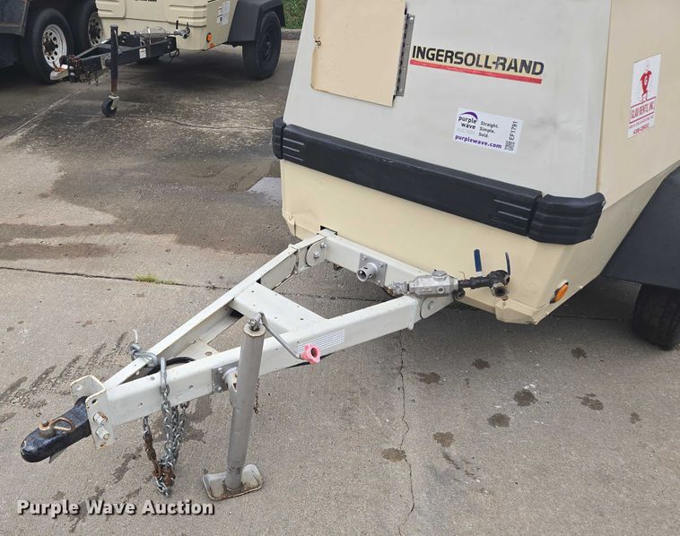 image for item EF1791 1998 Ingersoll-Rand P100WJD air compressor