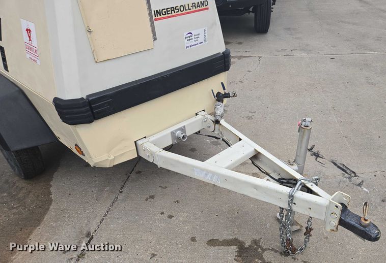 image for item EF1791 1998 Ingersoll-Rand P100WJD air compressor