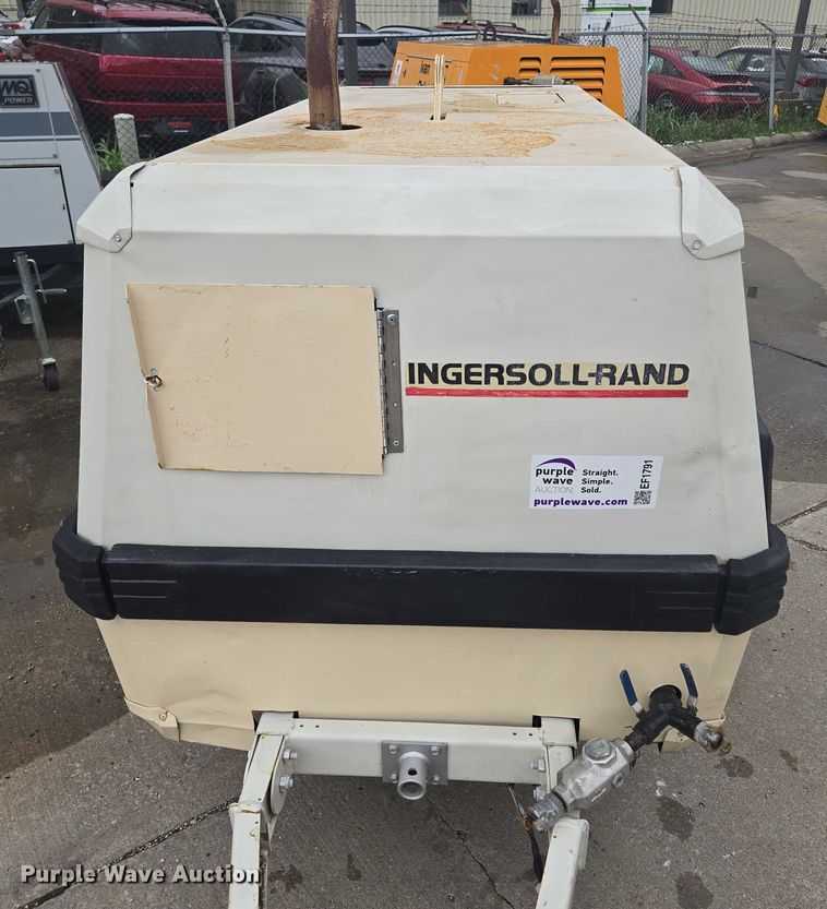 image for item EF1791 1998 Ingersoll-Rand P100WJD air compressor