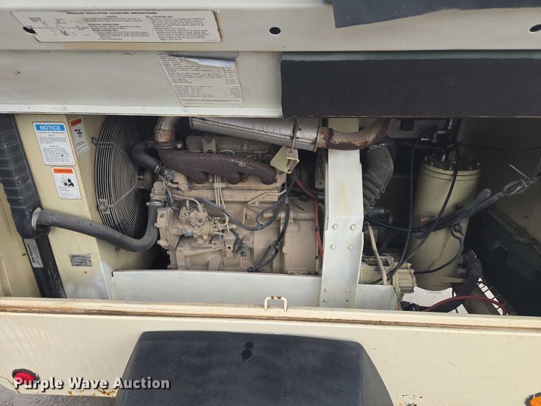 image for item EF1791 1998 Ingersoll-Rand P100WJD air compressor