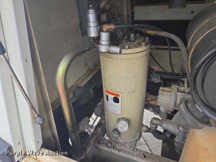 image for item EF1791 1998 Ingersoll-Rand P100WJD air compressor