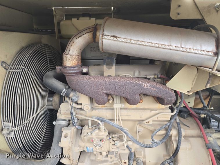 image for item EF1791 1998 Ingersoll-Rand P100WJD air compressor