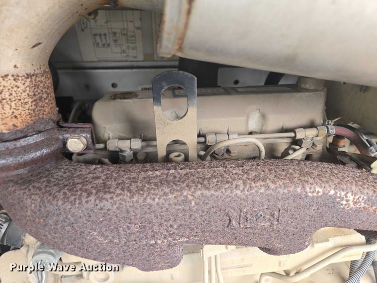 image for item EF1791 1998 Ingersoll-Rand P100WJD air compressor