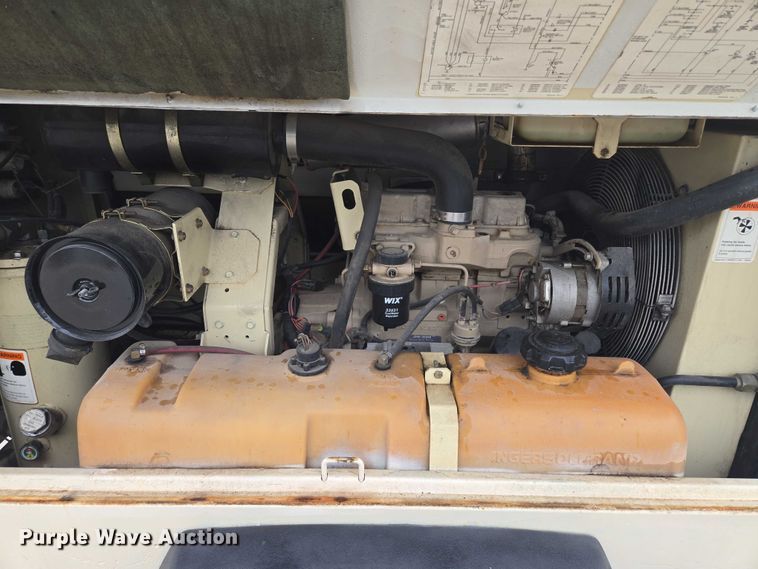 image for item EF1791 1998 Ingersoll-Rand P100WJD air compressor