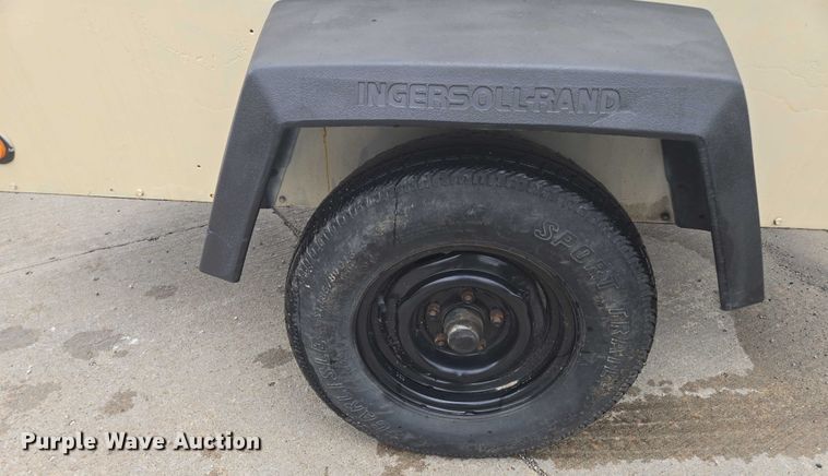 image for item EF1791 1998 Ingersoll-Rand P100WJD air compressor