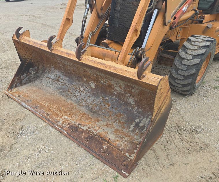 image for item EF1811 2005 Case 580 Super M backhoe
