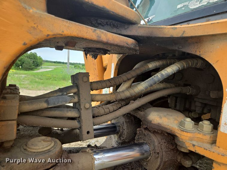 image for item EF1811 2005 Case 580 Super M backhoe