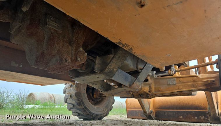 image for item EF1811 2005 Case 580 Super M backhoe