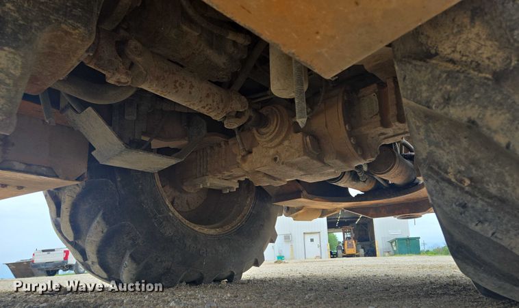 image for item EF1811 2005 Case 580 Super M backhoe