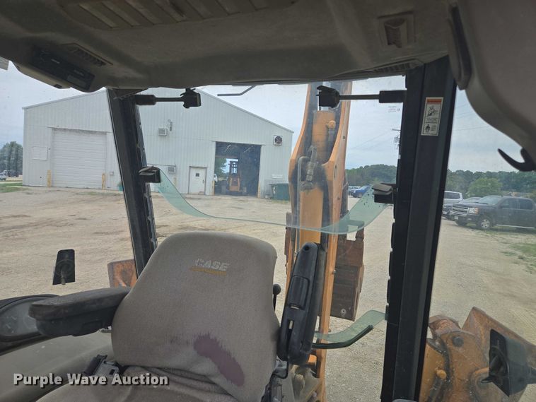 image for item EF1811 2005 Case 580 Super M backhoe