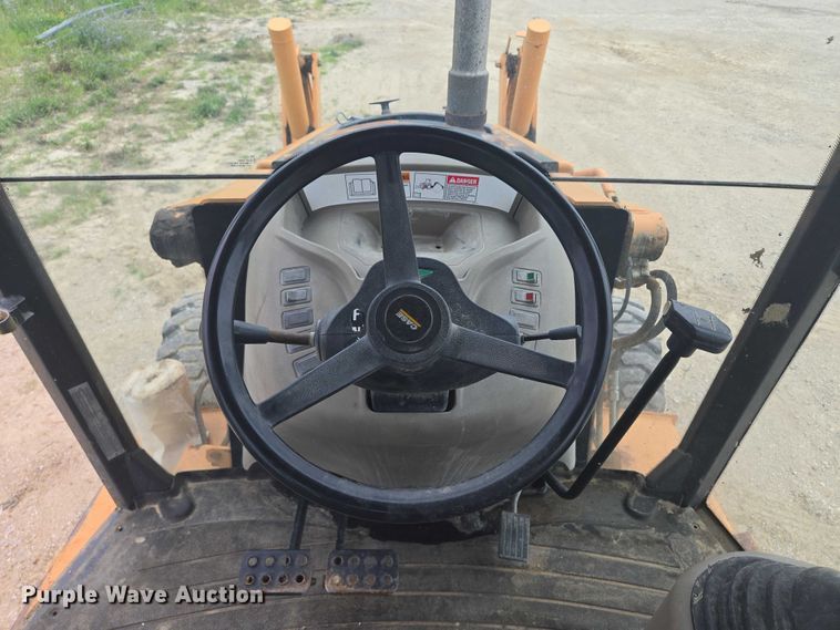 image for item EF1811 2005 Case 580 Super M backhoe