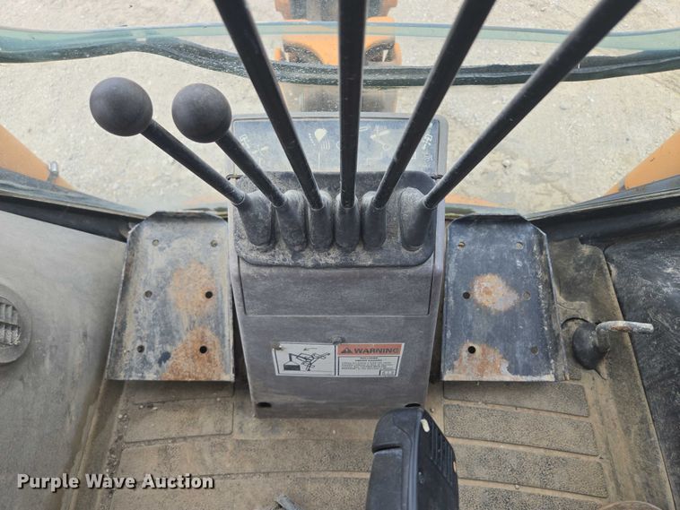 image for item EF1811 2005 Case 580 Super M backhoe