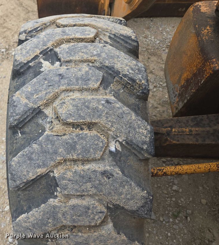 image for item EF1811 2005 Case 580 Super M backhoe