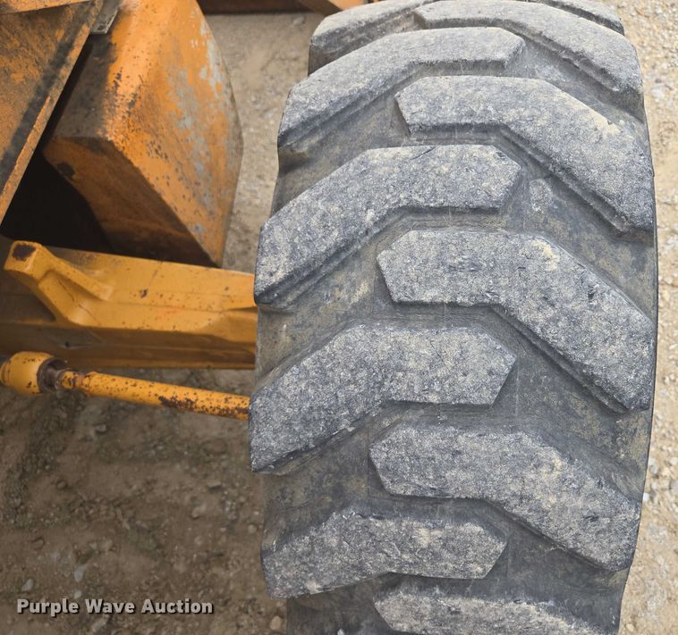 image for item EF1811 2005 Case 580 Super M backhoe