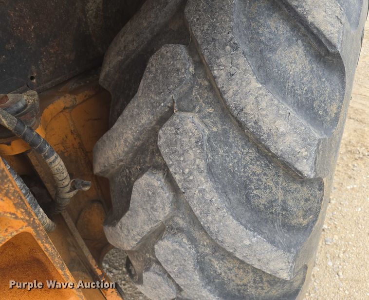 image for item EF1811 2005 Case 580 Super M backhoe