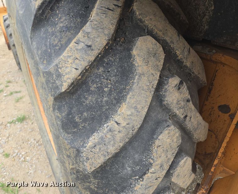 image for item EF1811 2005 Case 580 Super M backhoe