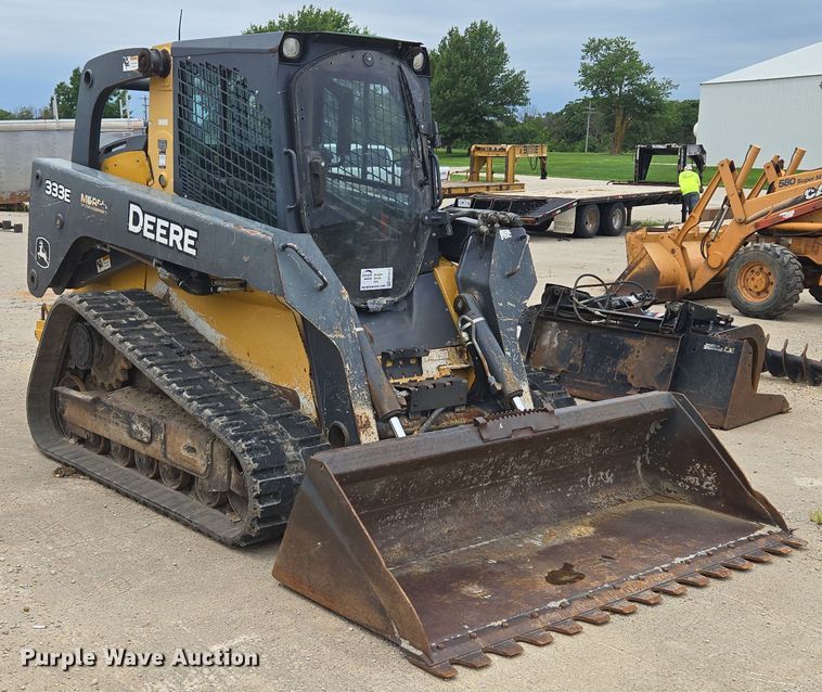 MINI CARGADOR SOBRE ORUGAS 2015 JOHN DEERE 333E