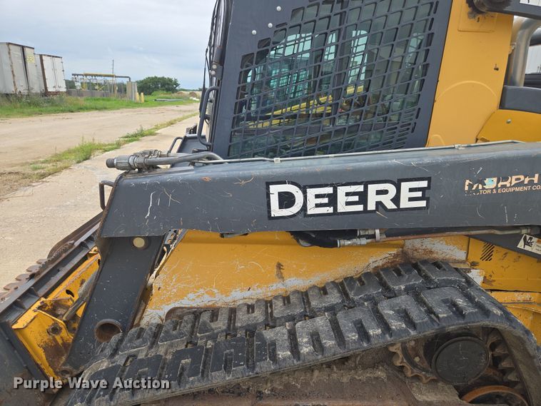 image for item EF1812 2015 John Deere 333E tracked skid steer loader