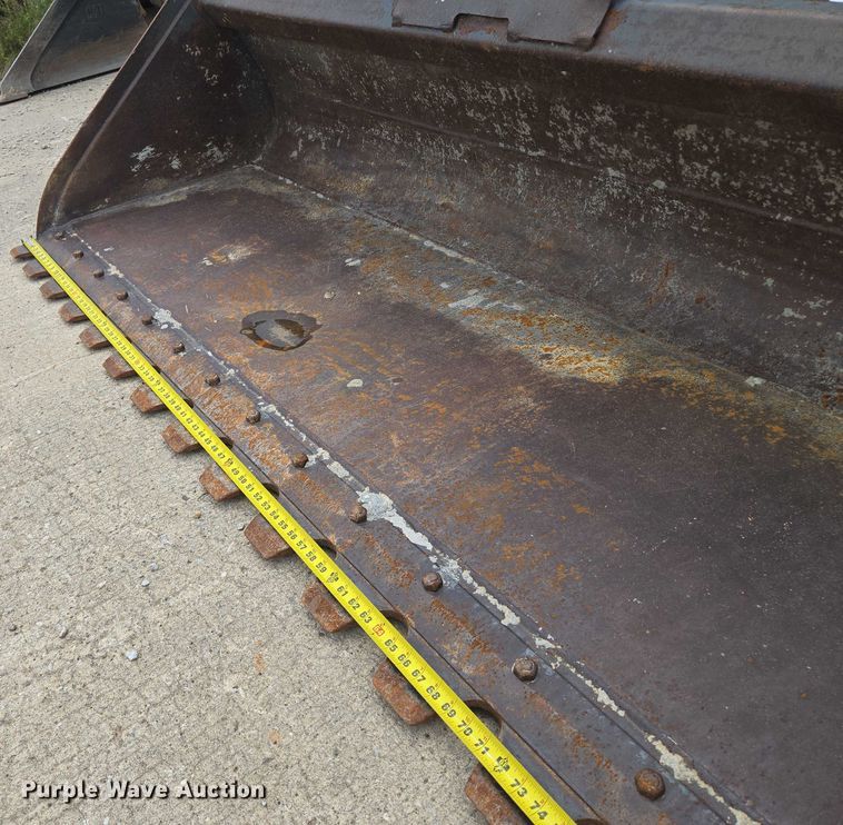 image for item EF1812 2015 John Deere 333E tracked skid steer loader