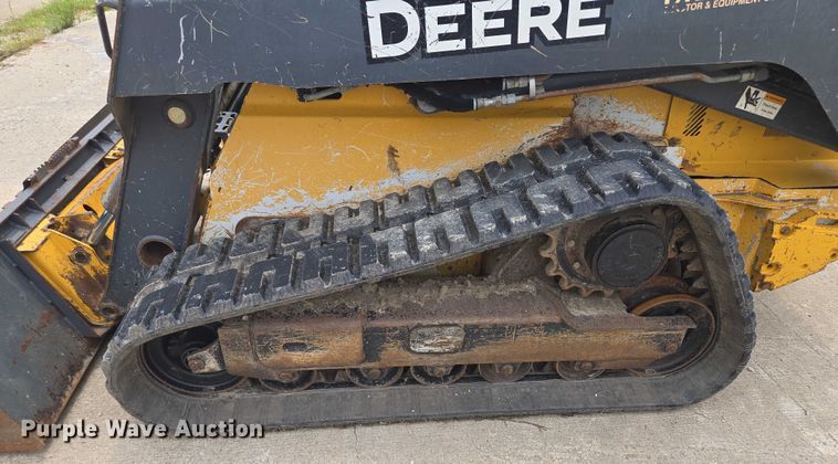 image for item EF1812 2015 John Deere 333E tracked skid steer loader