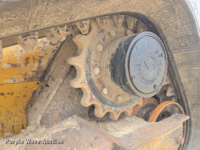 image for item EF1812 2015 John Deere 333E tracked skid steer loader