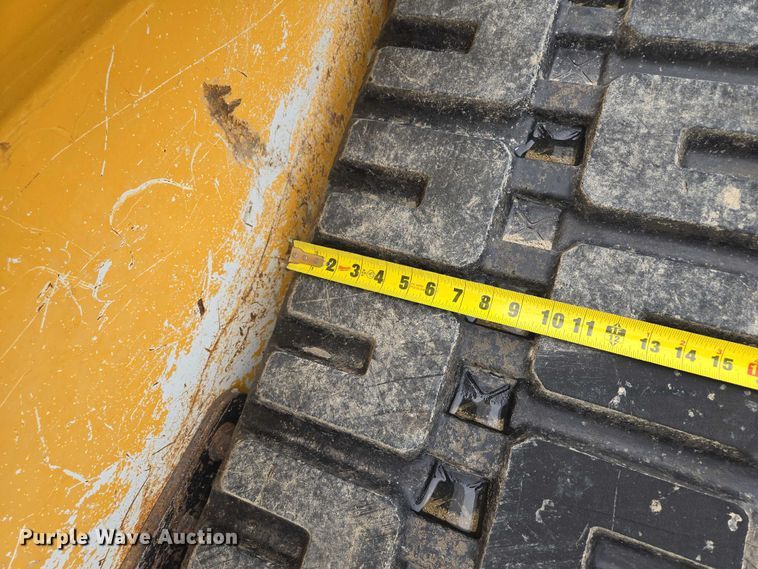 image for item EF1812 2015 John Deere 333E tracked skid steer loader