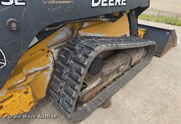 image for item EF1812 2015 John Deere 333E tracked skid steer loader