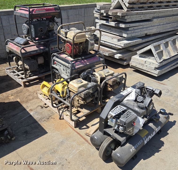 image for item EF1832 Support equipment