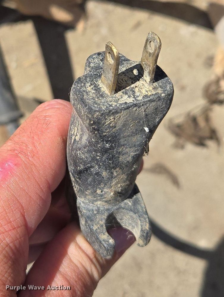 image for item EF1832 Support equipment